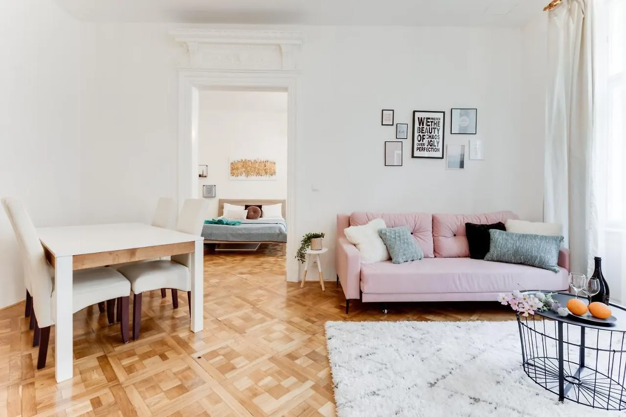 Apartment Spacious Cozy 2Bds Apt In Center - Stp4 Prague Czech Republic