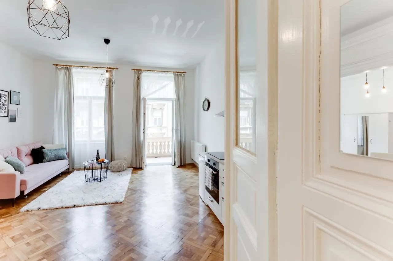 Apartment Spacious Cozy 2Bds Apt In Center - Stp4 Prague Czech Republic